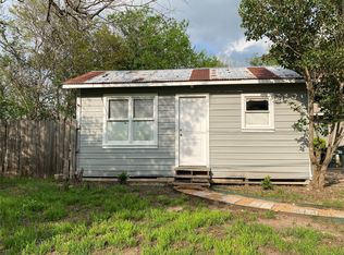 511 Main St, Martindale, TX 78655