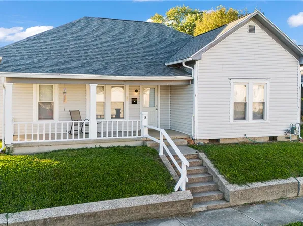 18 N Cedar St, Troy, OH 45373