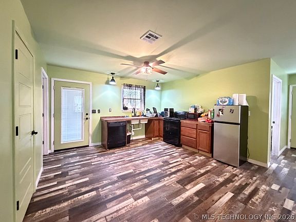 4th image of 6019 E 620th Rd