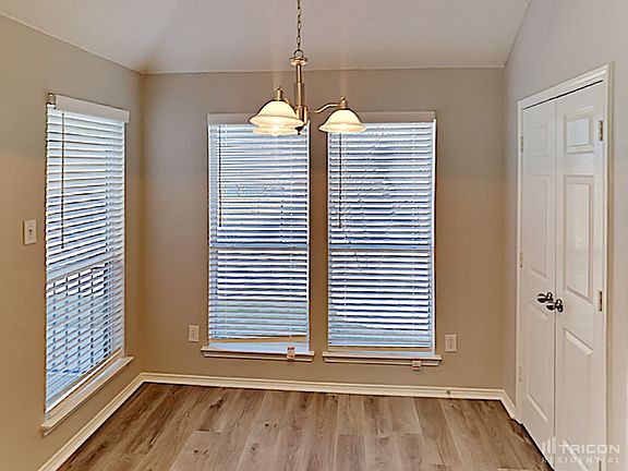 5th image of 510 Shaye Ct