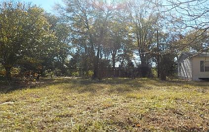 4th image of 712 County Road 3908