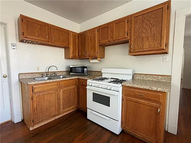 714 Louque Pl — Photo 11