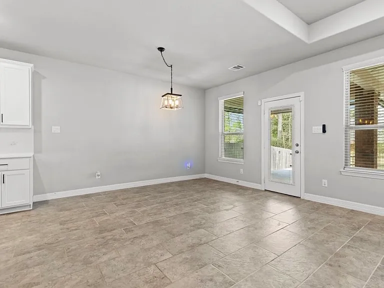216 Elianne Lace Ct — Photo 16