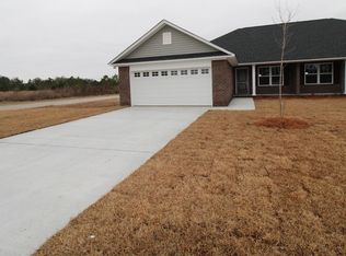 576 Brushwood Dr, Sumter, SC 29154