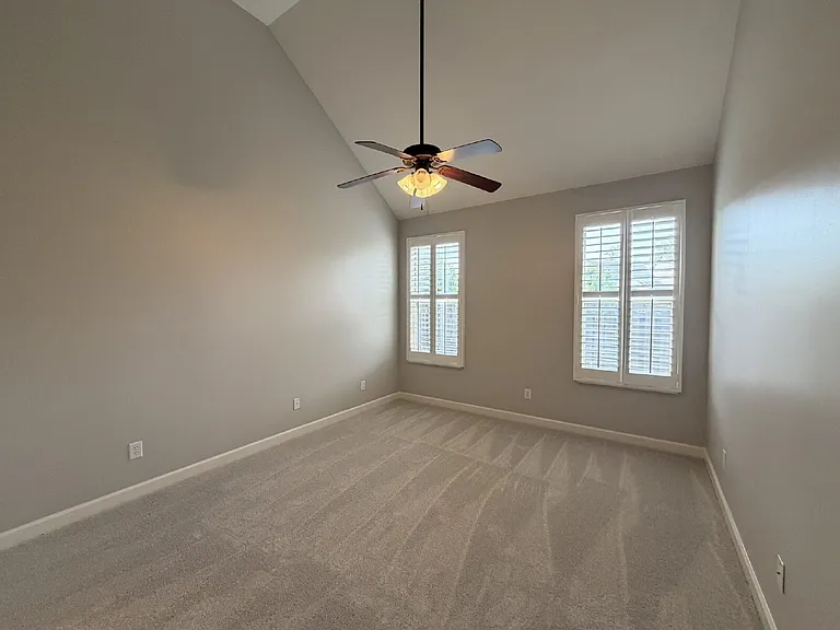 310 Griffin Pl — Photo 14