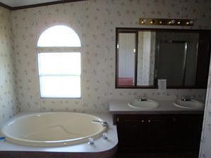 4th image of 202 Water Oak Dr