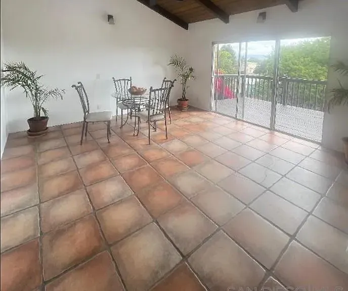 624 Schafer Pl — Photo 7