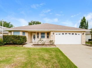 1524 Lake Villa Dr, Tavares, FL 32778