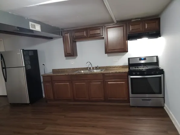 1758 W 19th St, Chicago, IL 60608