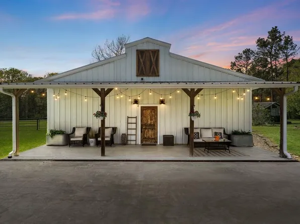 89 Long Horn Loop, New Waverly, TX 77358