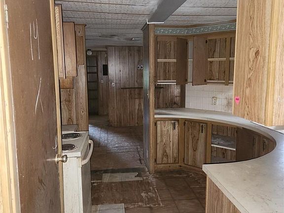 2nd image of 4450 NE 138th Ter