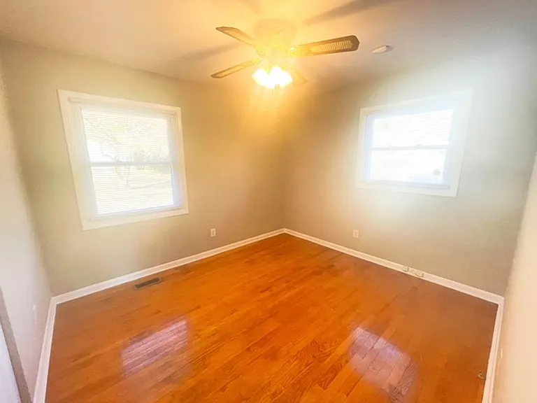 1708 Saint Augustine Ave — Photo 12
