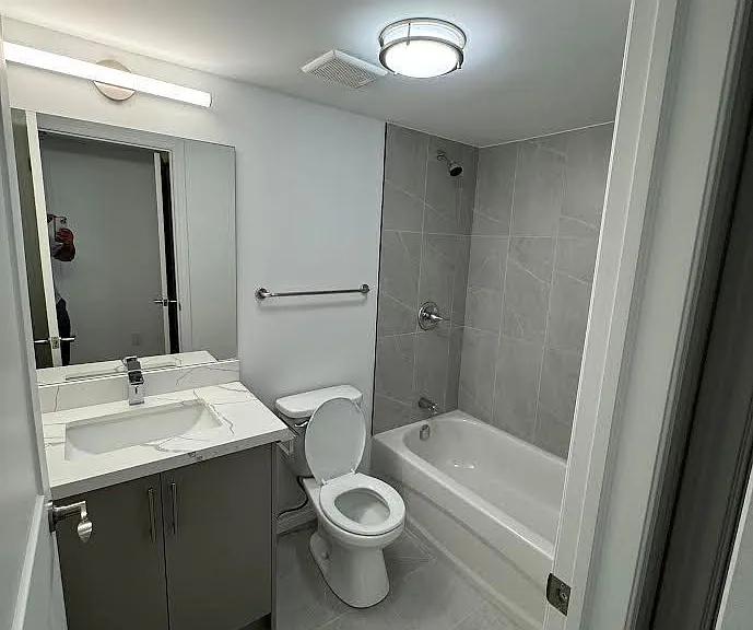 12 Suncrest Ln #207 — Photo 17