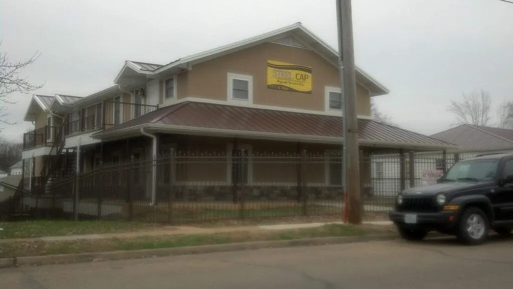 N Main St, Poplar Bluff — Photo 1
