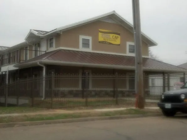 (undisclosed Address), Poplar Bluff, MO 63901