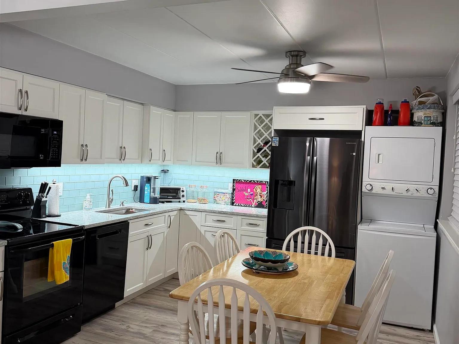 2 bed, 1.5 bath, $1,650 — Photo 4