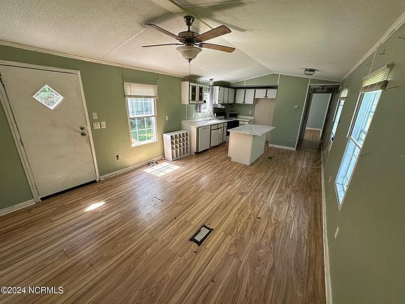 2nd image of 5933 Watermill Way