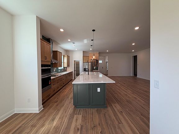 4th image of 274 Northbrook Dr