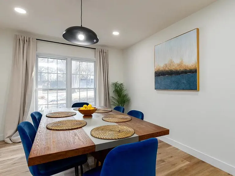 306 W Lookout Dr — Photo 4
