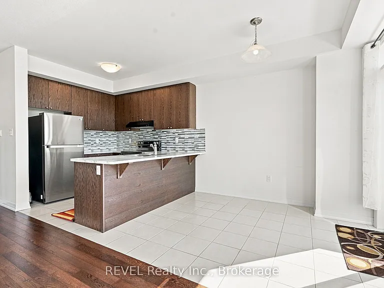 15 Peach St #15 — Photo 11
