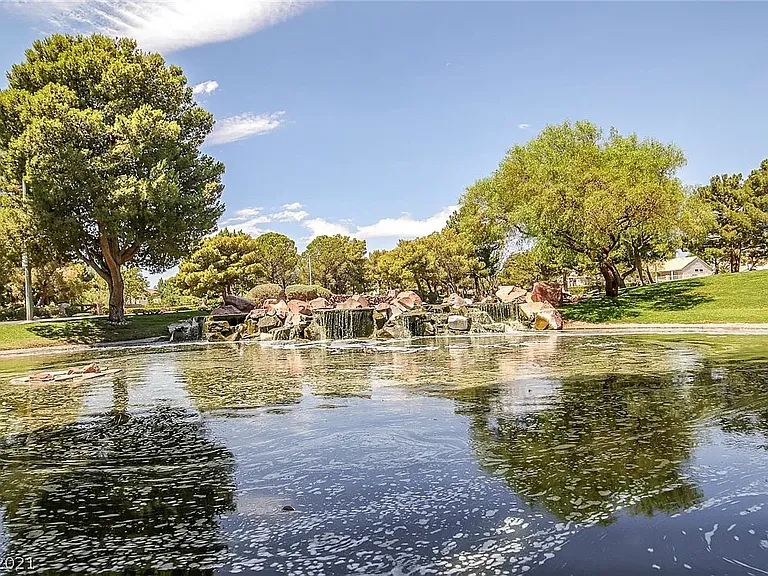Pond located 3 blocks away. Less than 5 minute walk.