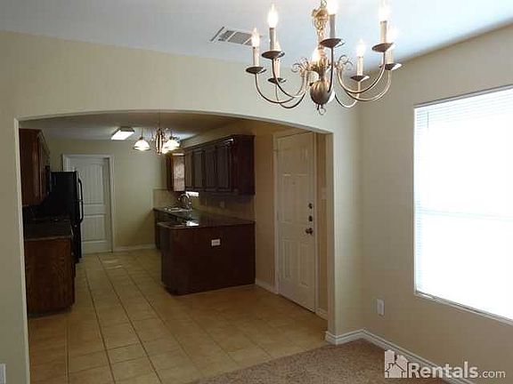 4th image of 2129 Deniro Dr