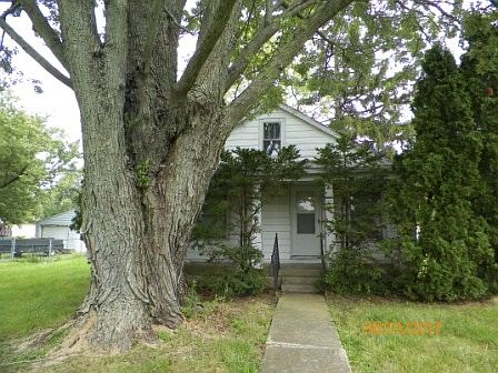 1st image of 600 N Manhattan Ave