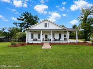 386 1st St, Flora, MS 39071