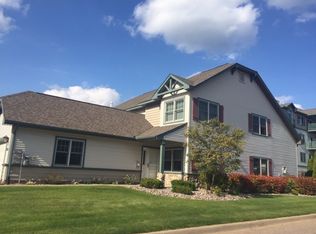 1241 Lakeshore Park Pl, Marquette, MI 49855