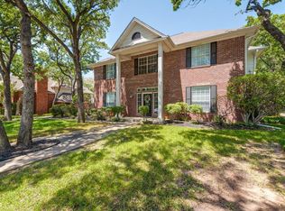 1217 Briar Dr, Bedford, TX 76022