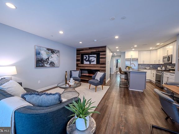 2nd image of 769 N Uber St Unit 1
