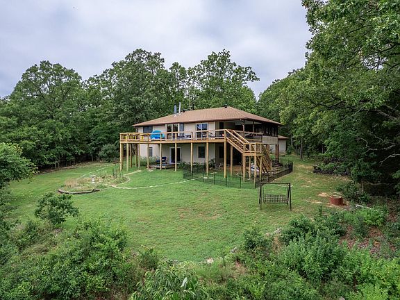 2nd image of 855 Buff Rd