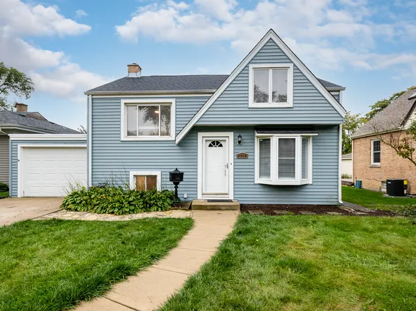 235 W Hickory Rd, Lombard, IL 60148
