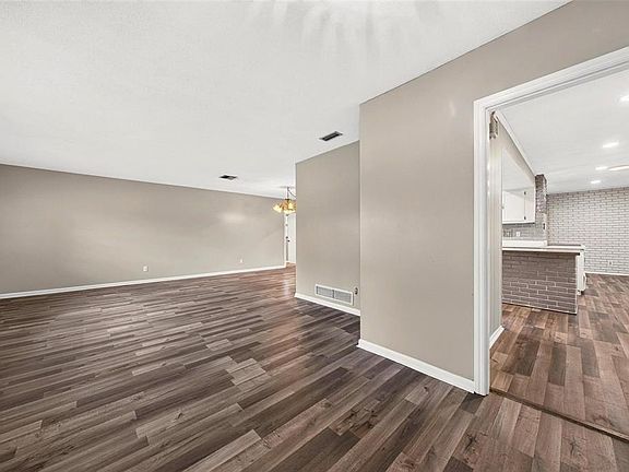 2nd image of 2504 LAUDERDALE COURT