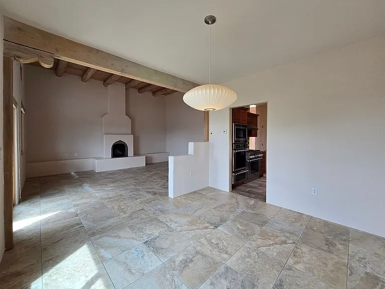 4 Inez Ct — Photo 3