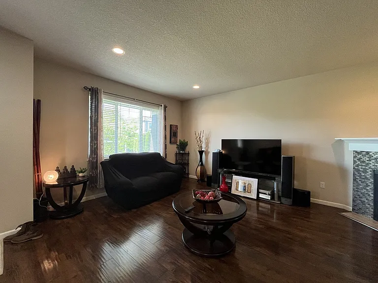 7114 NW 167th Ave — Photo 12
