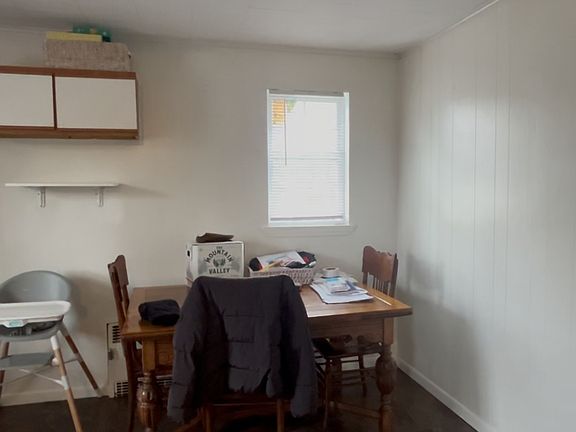 3rd image of 27 Columbia Ave Unit 2