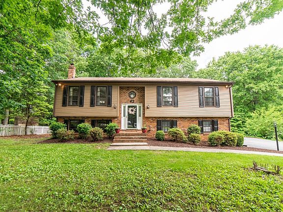 2nd image of 42 Yeatts Ct