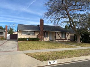 15123 Hiawatha St, Mission Hills, CA 91345