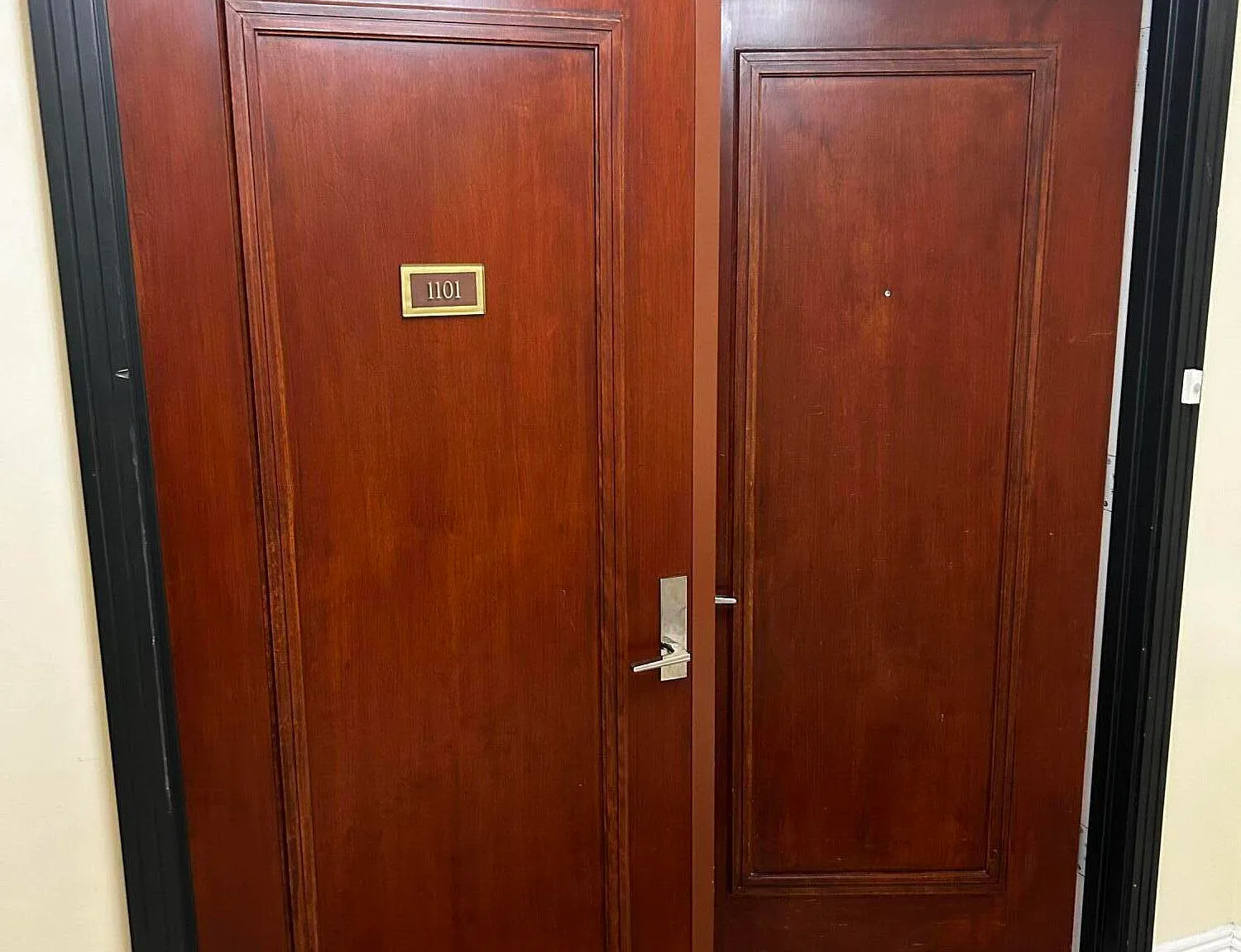 L' Hermitage — Photo 3