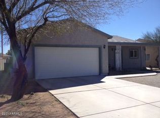 191 Peretz Cir, Morristown, AZ 85342