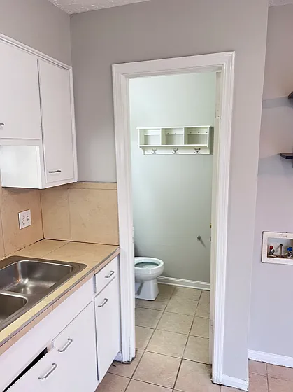 309 N Marshall Ave #17 — Photo 8