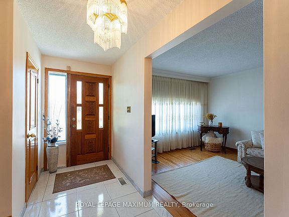 5th image of 32 Ianhall Rd