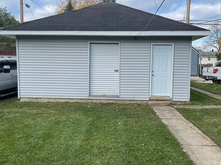 1845 Crescent Ave — Photo 38