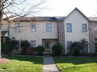 8738 Aragon Ln, Knoxville, TN 37923