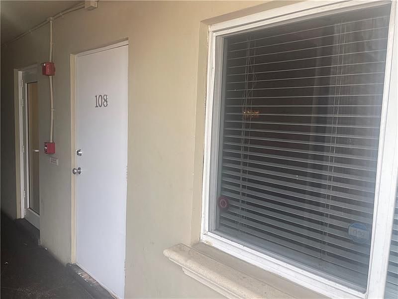1st image of 2020 NE 56th St APT 108