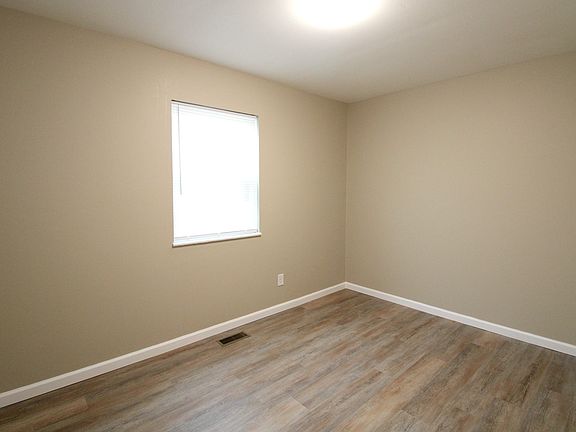3rd image of 1617 Pueblo Dr