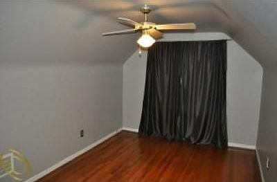 5th image of 15582 Markese Ave