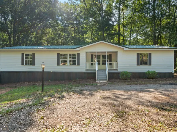 1014 Minnie Sewell Rd, Grantville, GA 30220