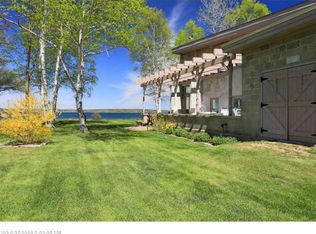 92 W Shore Dr, Portland, ME 04109